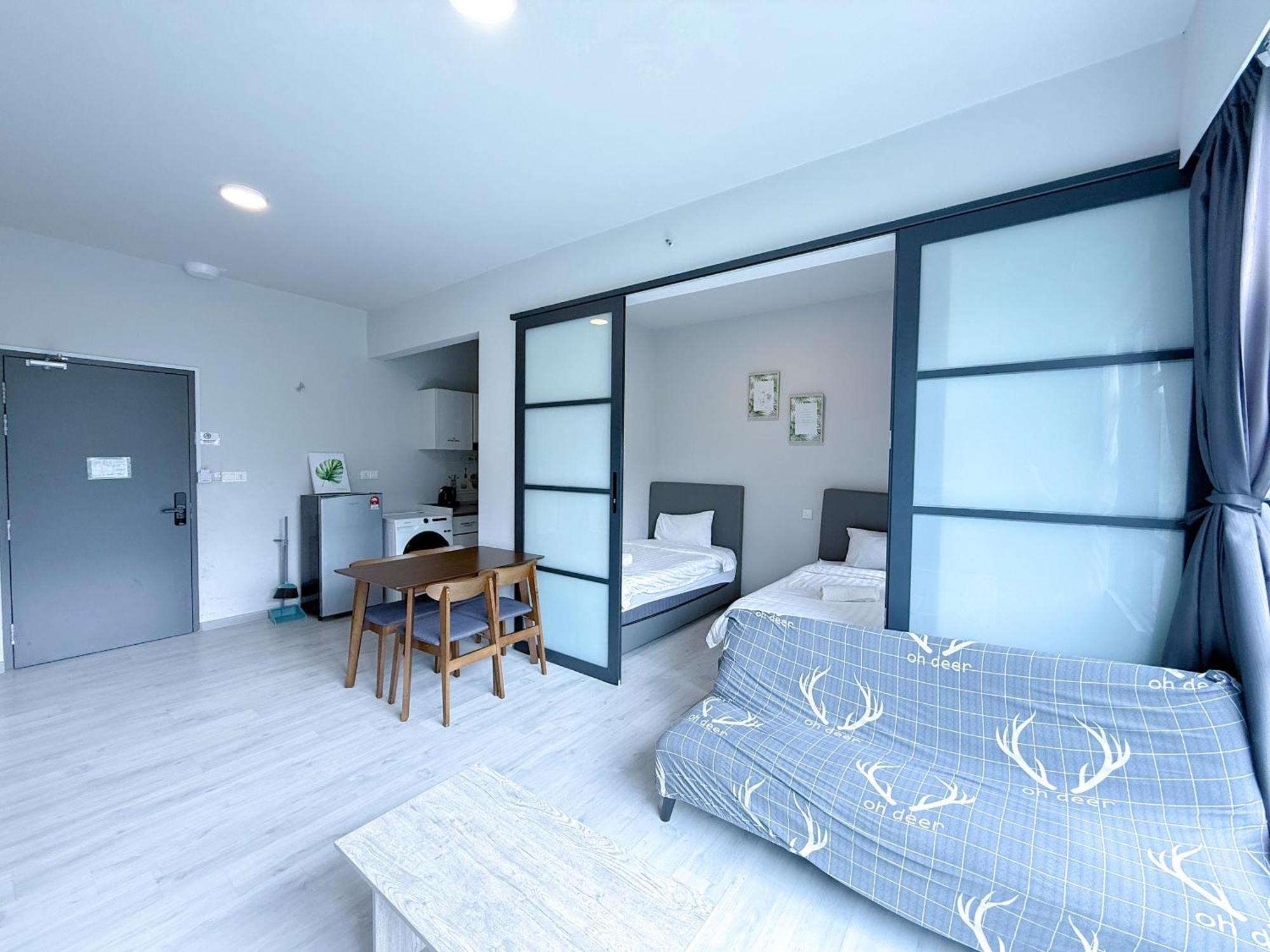 קוטה קינבלו Vv Homestay Jesselton Quay Surla Sabah Mall Kk 亚庇贵赴行馆 מראה חיצוני תמונה