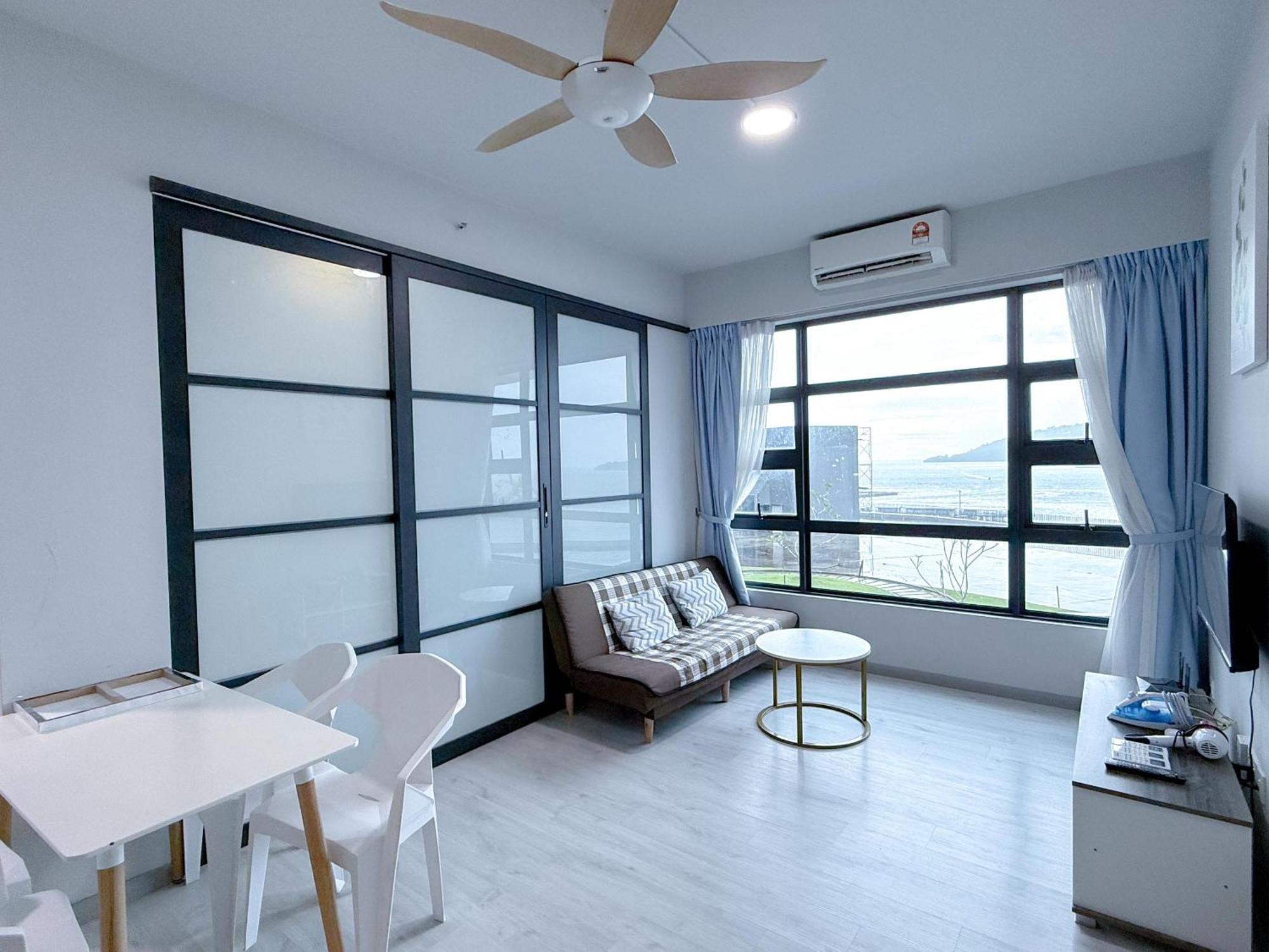 קוטה קינבלו Vv Homestay Jesselton Quay Surla Sabah Mall Kk 亚庇贵赴行馆 מראה חיצוני תמונה