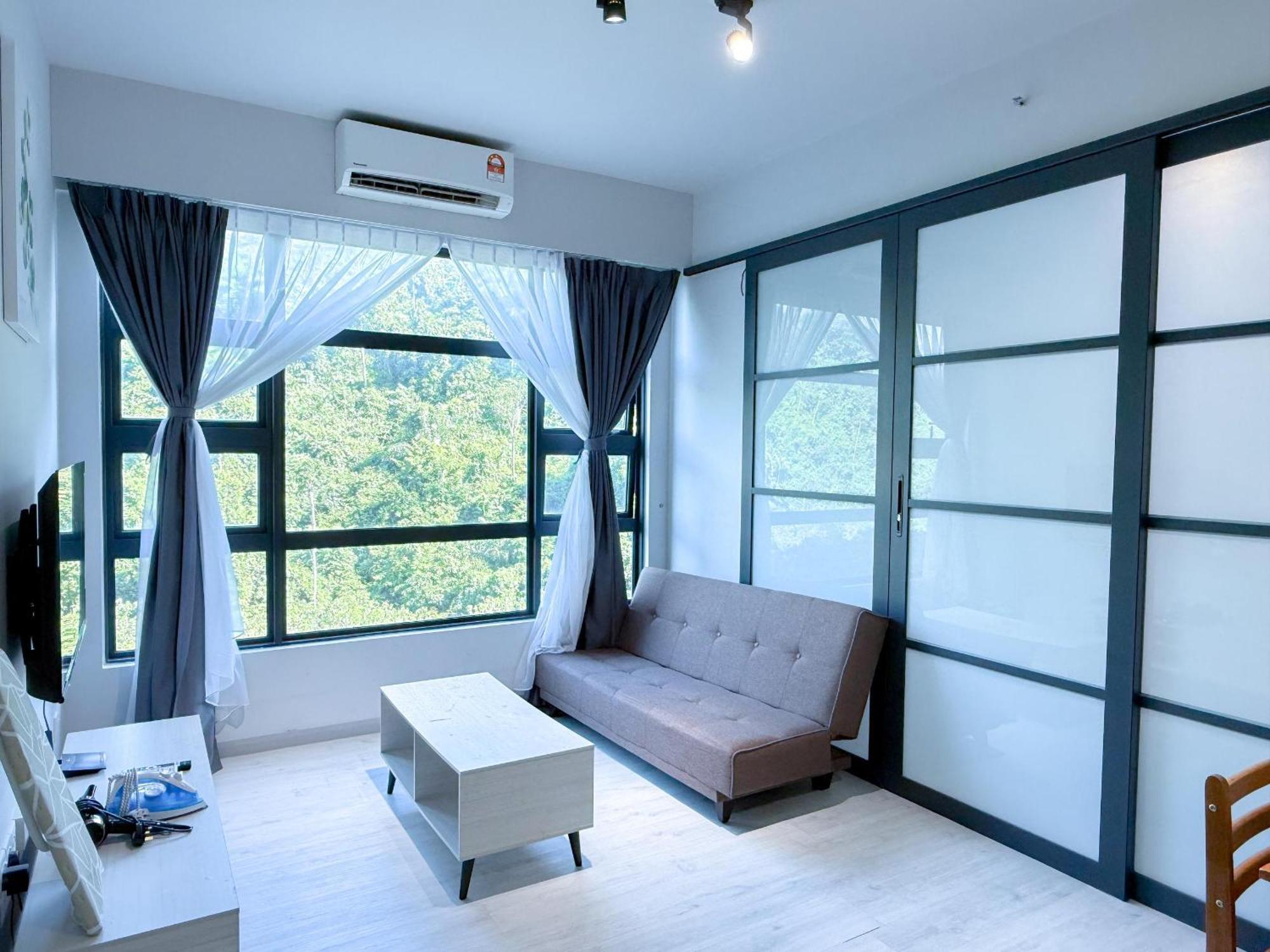 קוטה קינבלו Vv Homestay Jesselton Quay Surla Sabah Mall Kk 亚庇贵赴行馆 מראה חיצוני תמונה